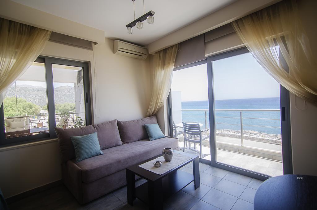 פליאוחורה Gonis Suites מראה חיצוני תמונה